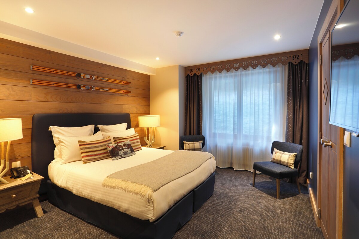 Premium Double Room · Expedia category photograph